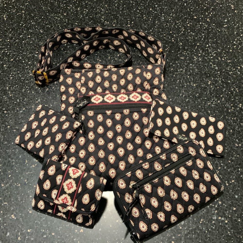 VINTAGE 5 piece Lot of Vera Bradley. Gently used.